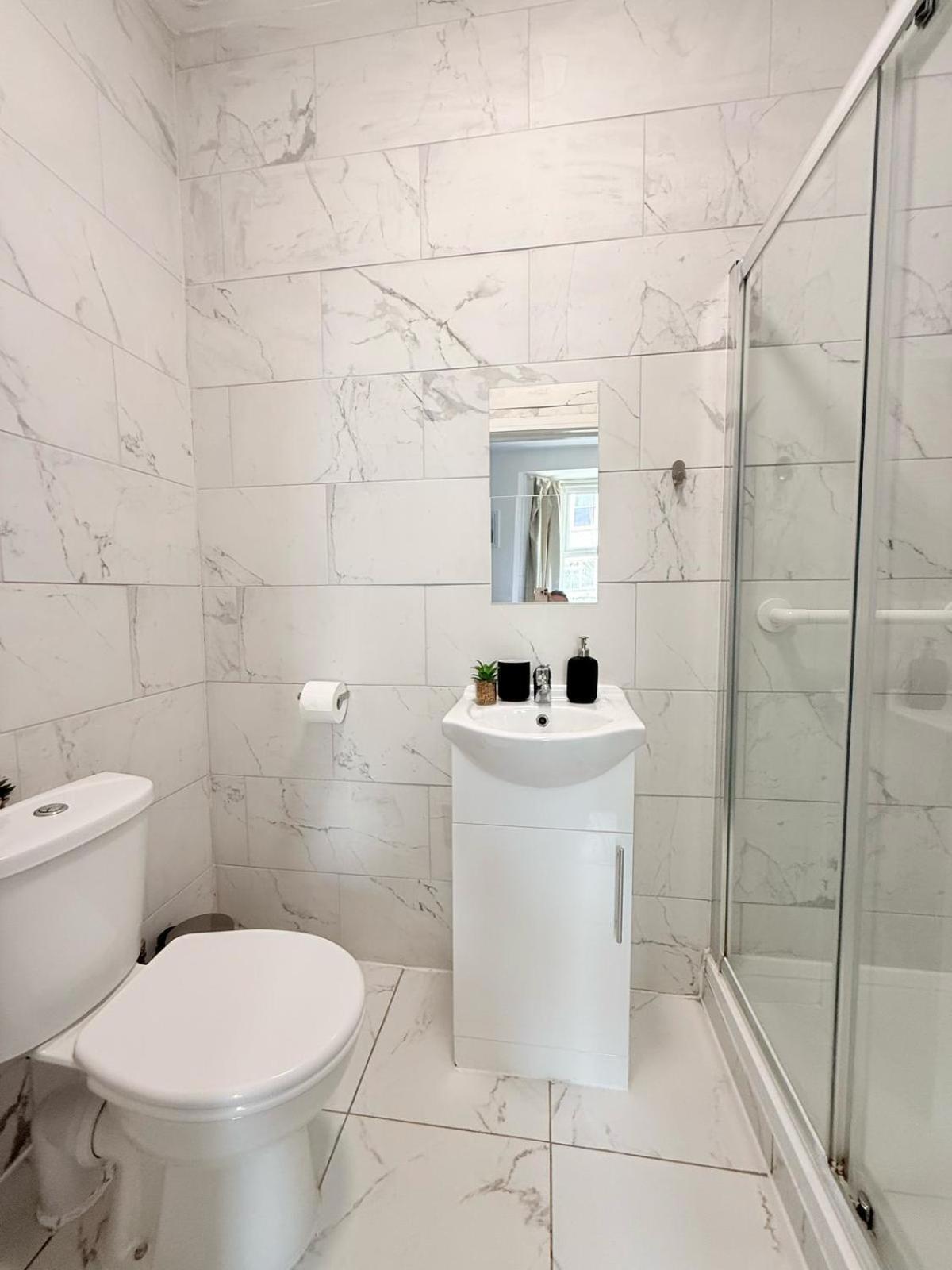Tottenham En Suites Guest Rooms London Exteriör bild