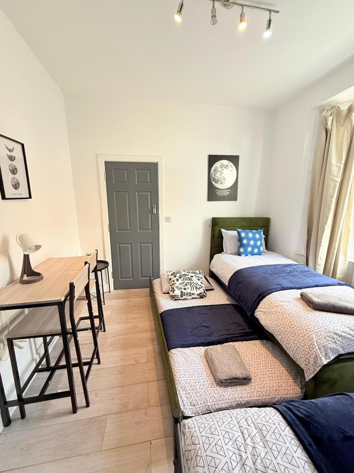 Tottenham En Suites Guest Rooms London Exteriör bild