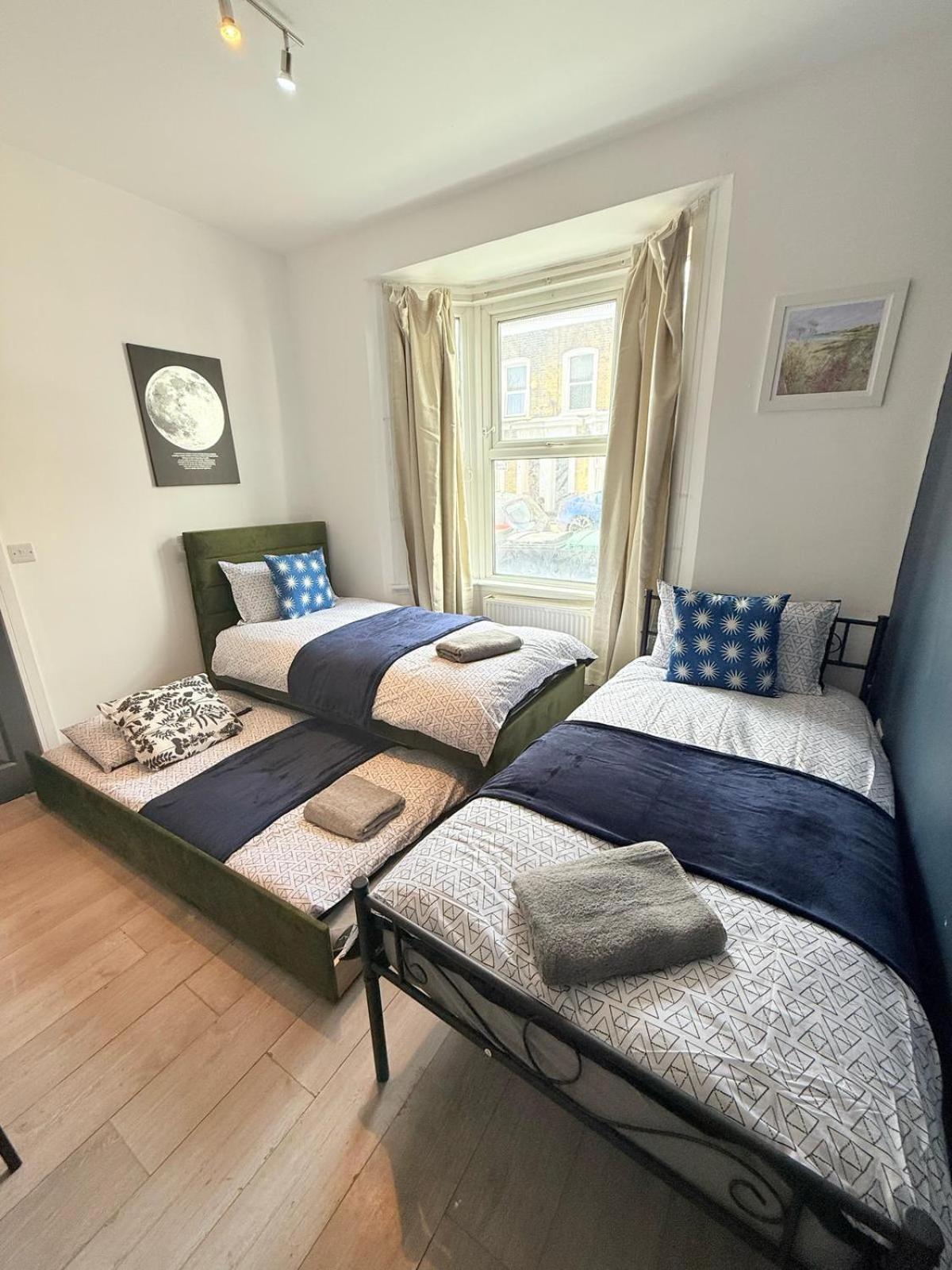 Tottenham En Suites Guest Rooms London Exteriör bild