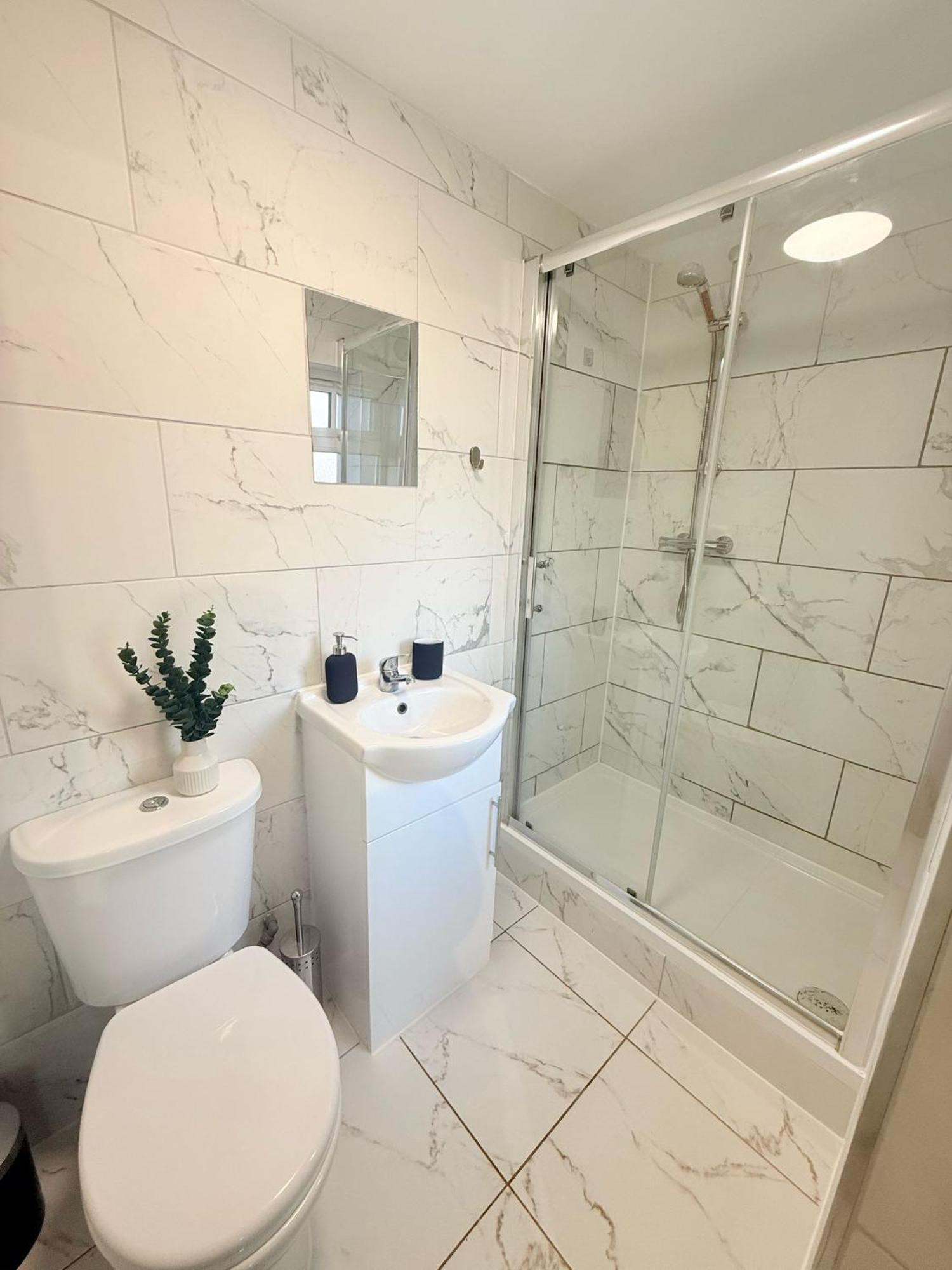Tottenham En Suites Guest Rooms London Exteriör bild