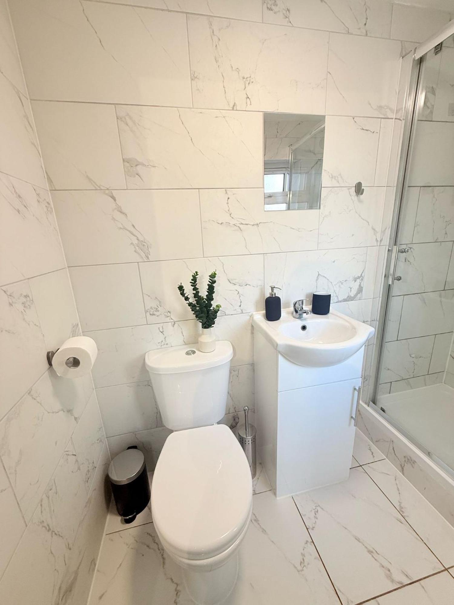Tottenham En Suites Guest Rooms London Exteriör bild