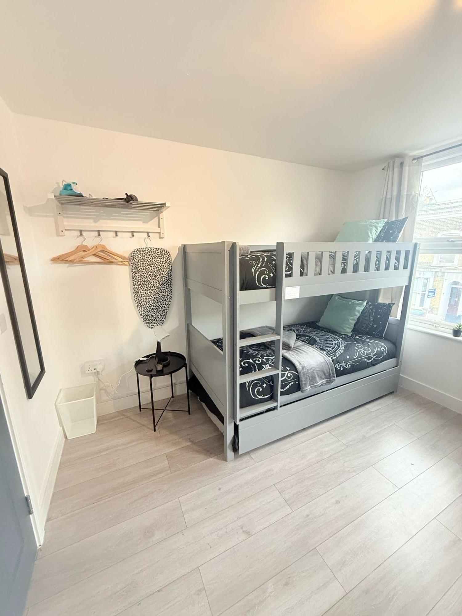Tottenham En Suites Guest Rooms London Exteriör bild