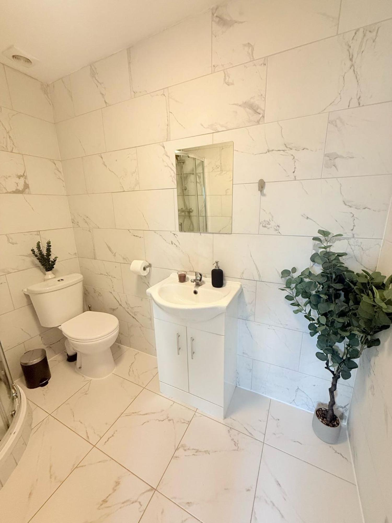 Tottenham En Suites Guest Rooms London Exteriör bild