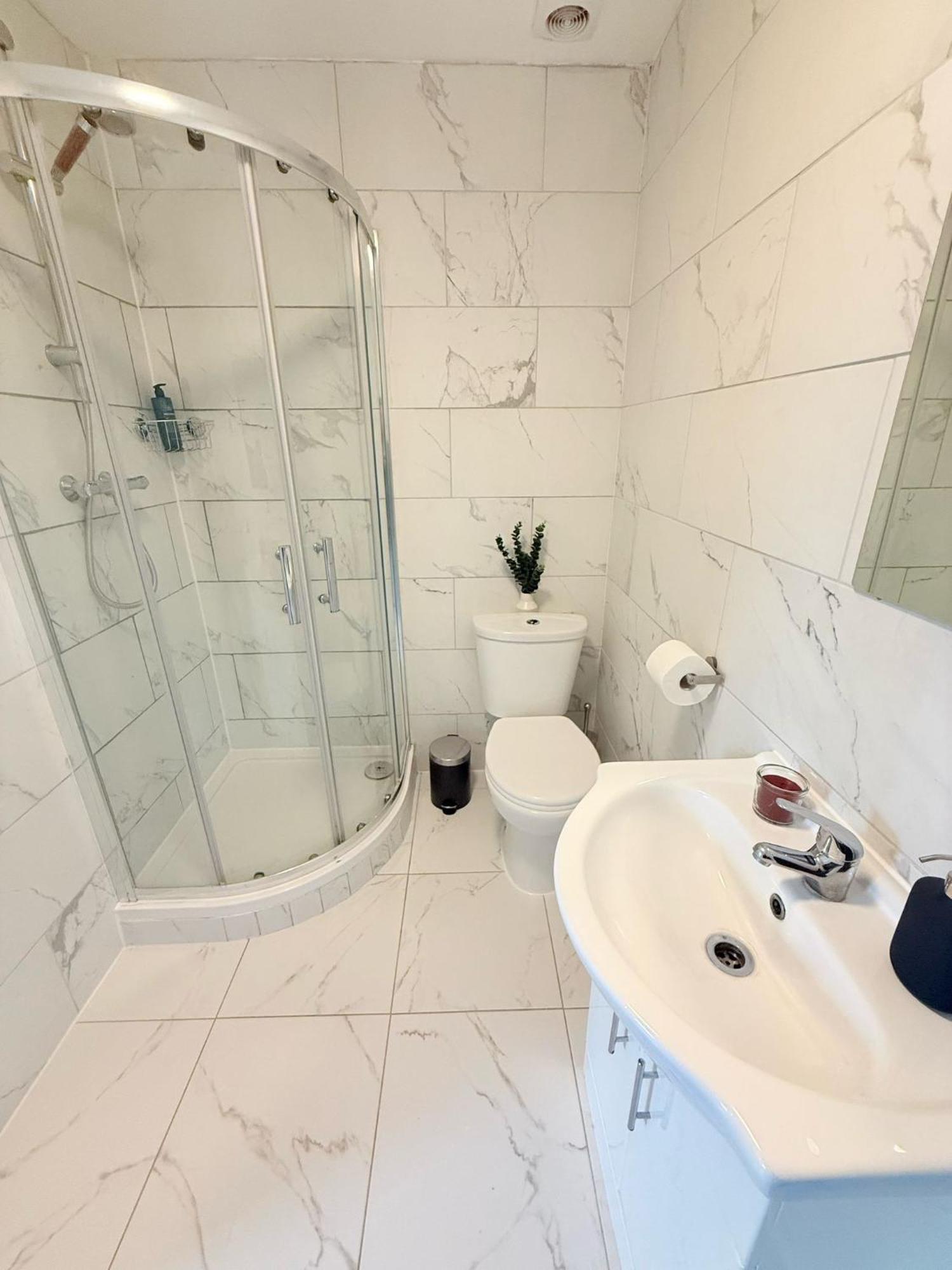 Tottenham En Suites Guest Rooms London Exteriör bild