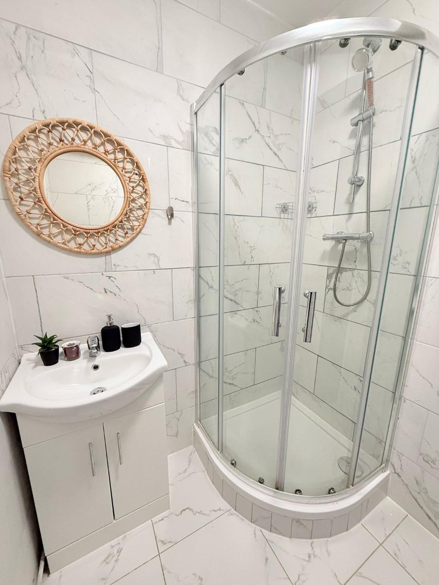 Tottenham En Suites Guest Rooms London Exteriör bild