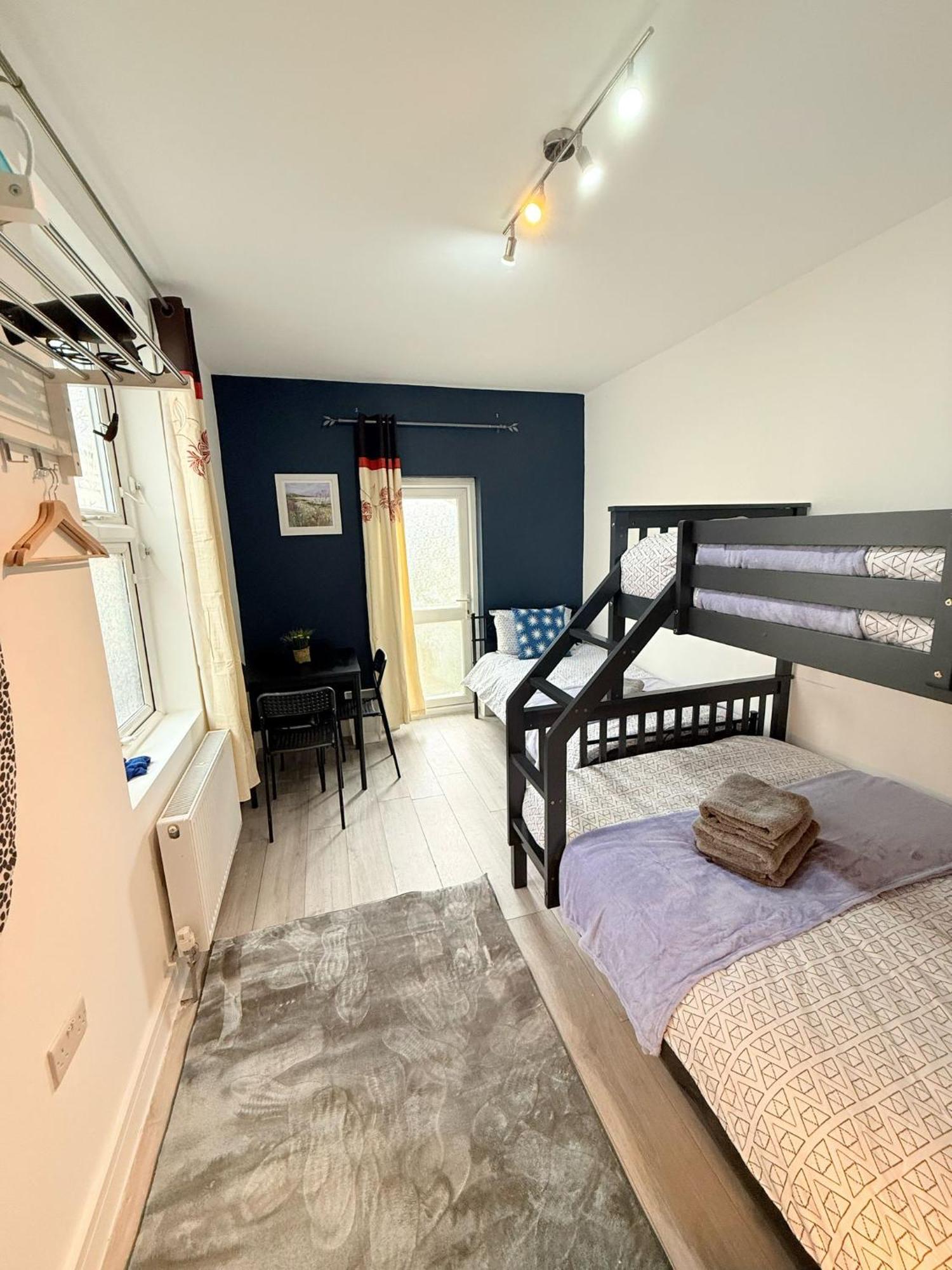 Tottenham En Suites Guest Rooms London Exteriör bild