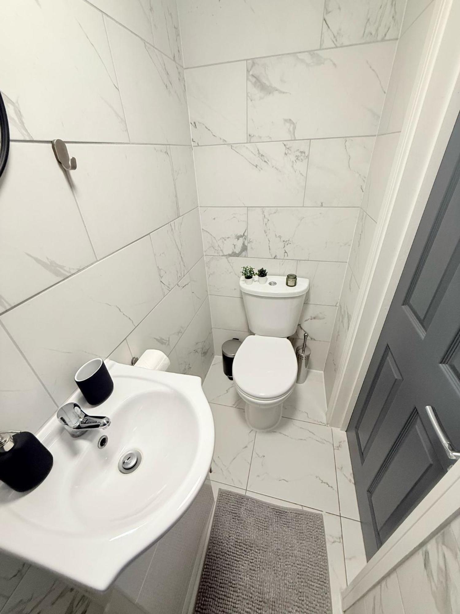Tottenham En Suites Guest Rooms London Exteriör bild